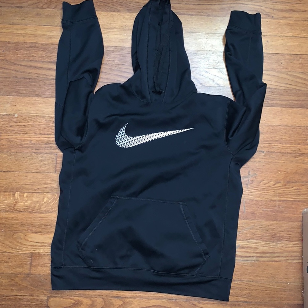 Nike black Therma - Fit Hoodie Boys Medium